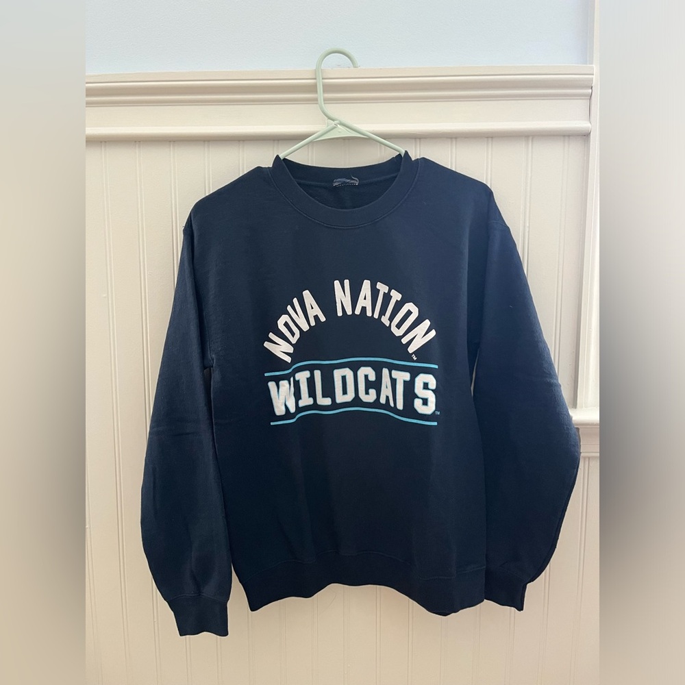 Villanova Crewneck